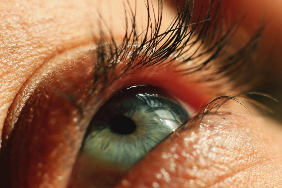 Внутренний ячмень на нижнем веке