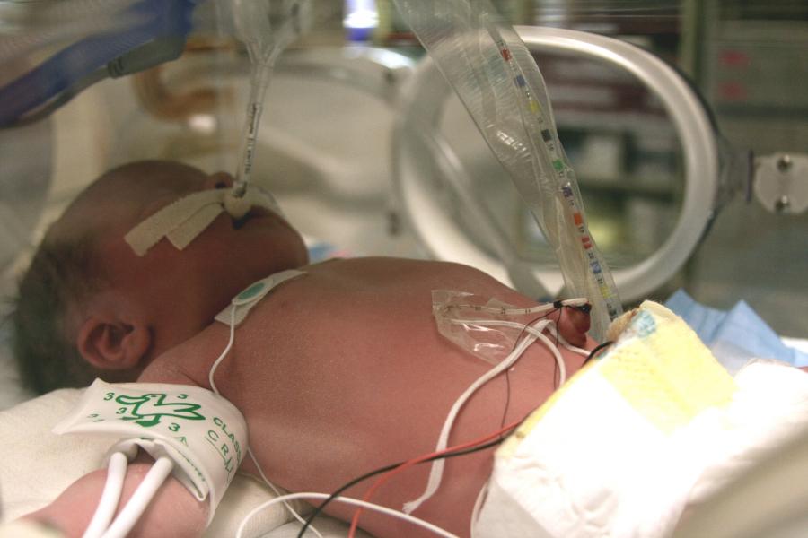 Внутриутробная пневмония у новорожденных