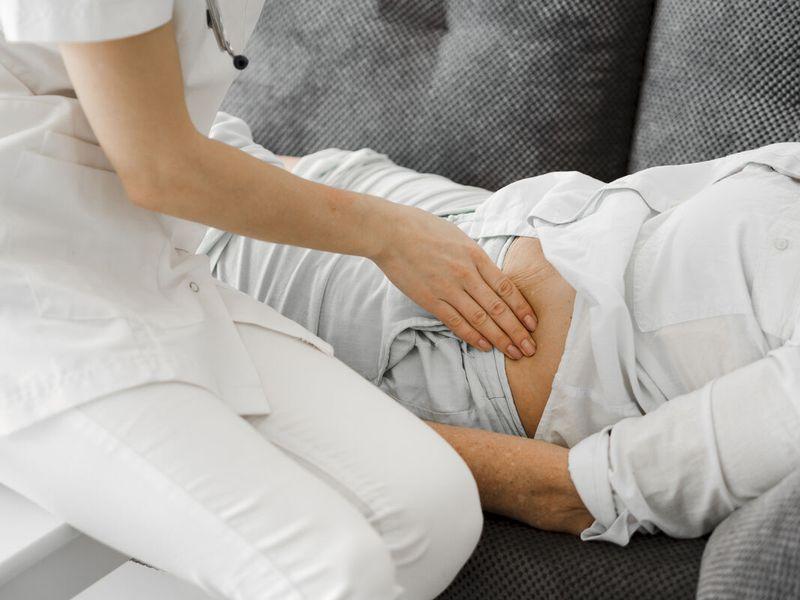 Грыжа белой линии живота