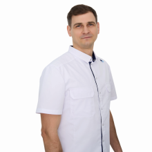 Глумаков Артур Ярославович, ортопед - травматолог