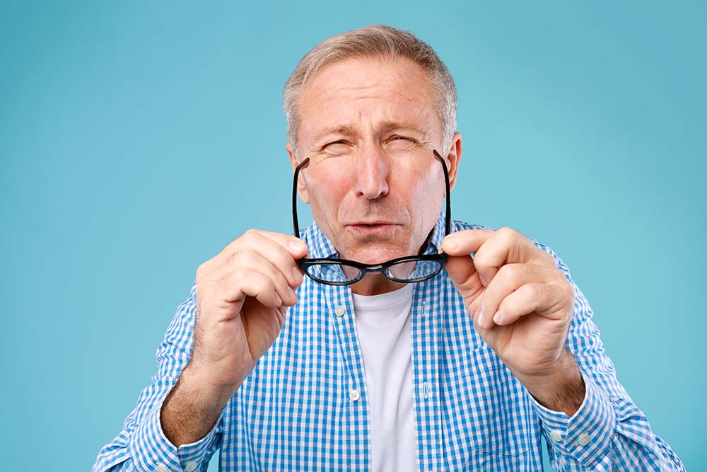 Неврит зрительного нерва - лечение, симптомы и причины заболевания глаз