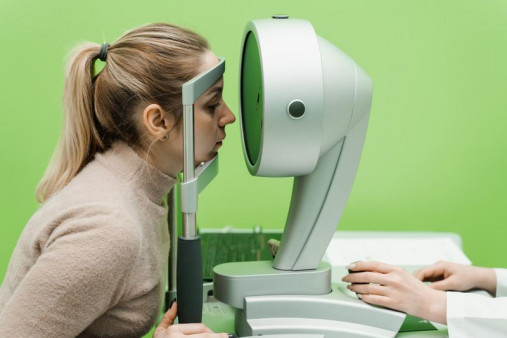 Как проходит процедура кератотопографии Процедура кератотопографии