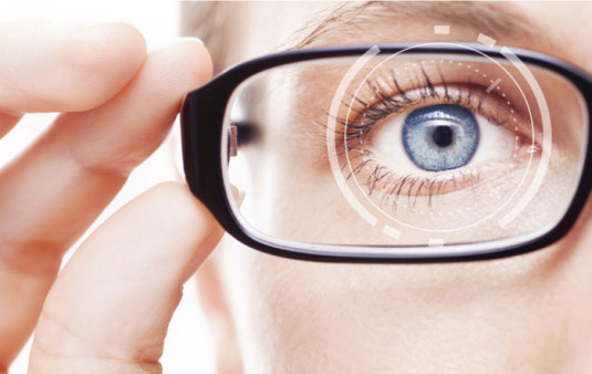 Операция при миопии высокой степени Операция при миопии высокой степени