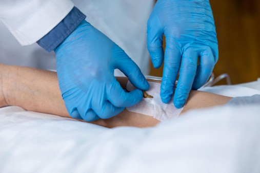 МРТ грудного отдела позвоночника с контрастом 