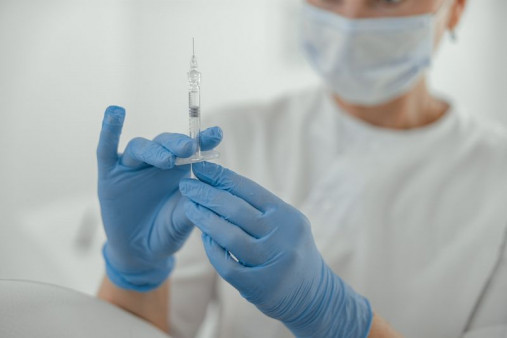 Как проводится процедура КТ придаточных пазух носа с контрастом Особенности КТ придаточных пазух носа с контрастом