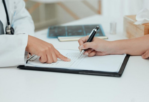 Консультация с врачом перед операцией по замене хрусталика Противопоказания к операции по замене хрусталика