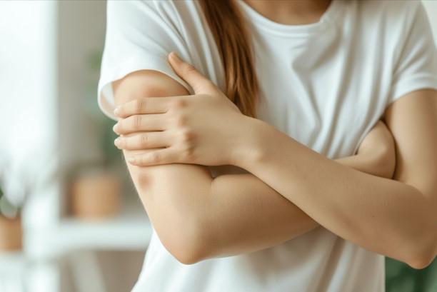 Онемение кистей рук