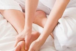 Боль в подошве стопы