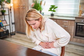 Боль в левом боку внизу живота