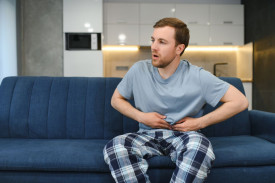 Боль внизу живота слева у мужчин